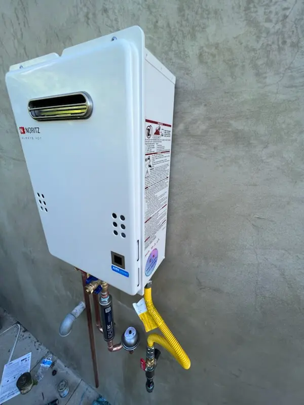 Tankless water heater installation for Kerman homes